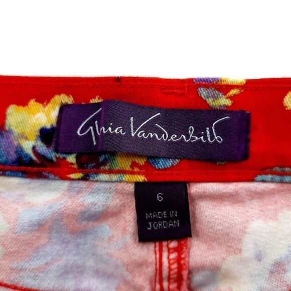 Gloria Vanderbilt Amanda Red Purple Floral Denim Size 6 Average Jean Shorts 29/6 - Picture 6 of 11